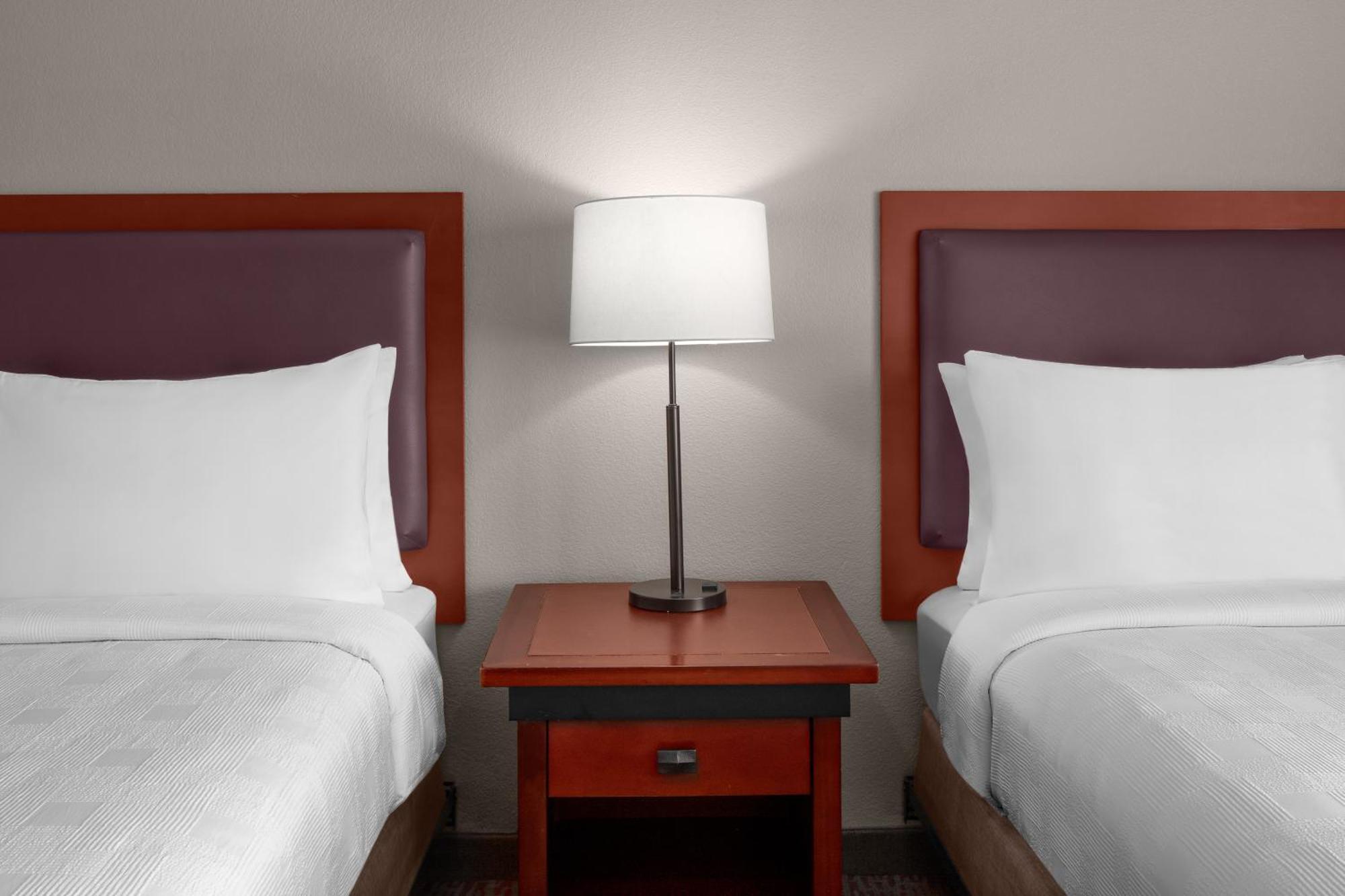 Larkspur Landing Extended Stay Suites Рентон Екстер'єр фото