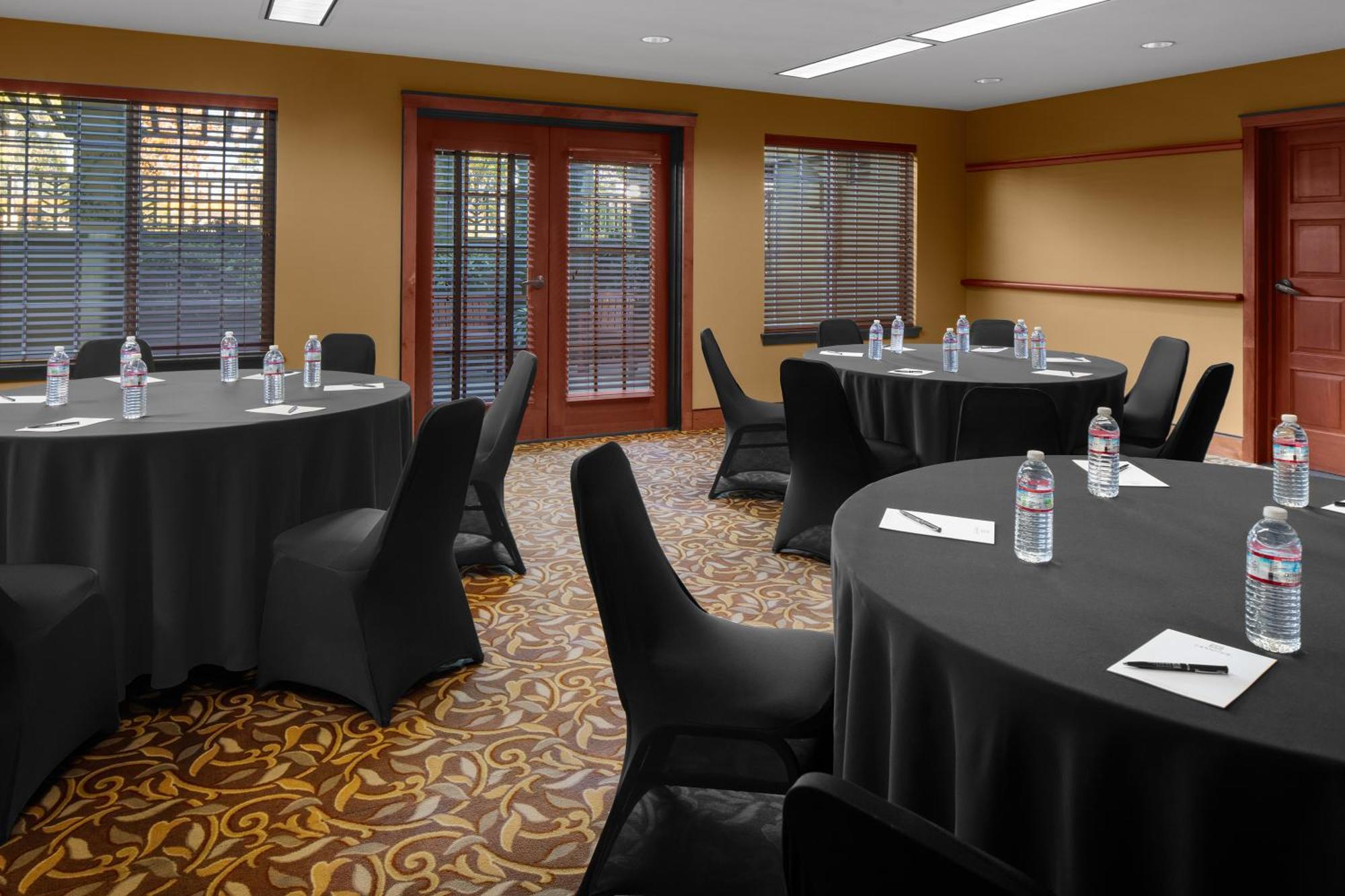 Larkspur Landing Extended Stay Suites Рентон Екстер'єр фото