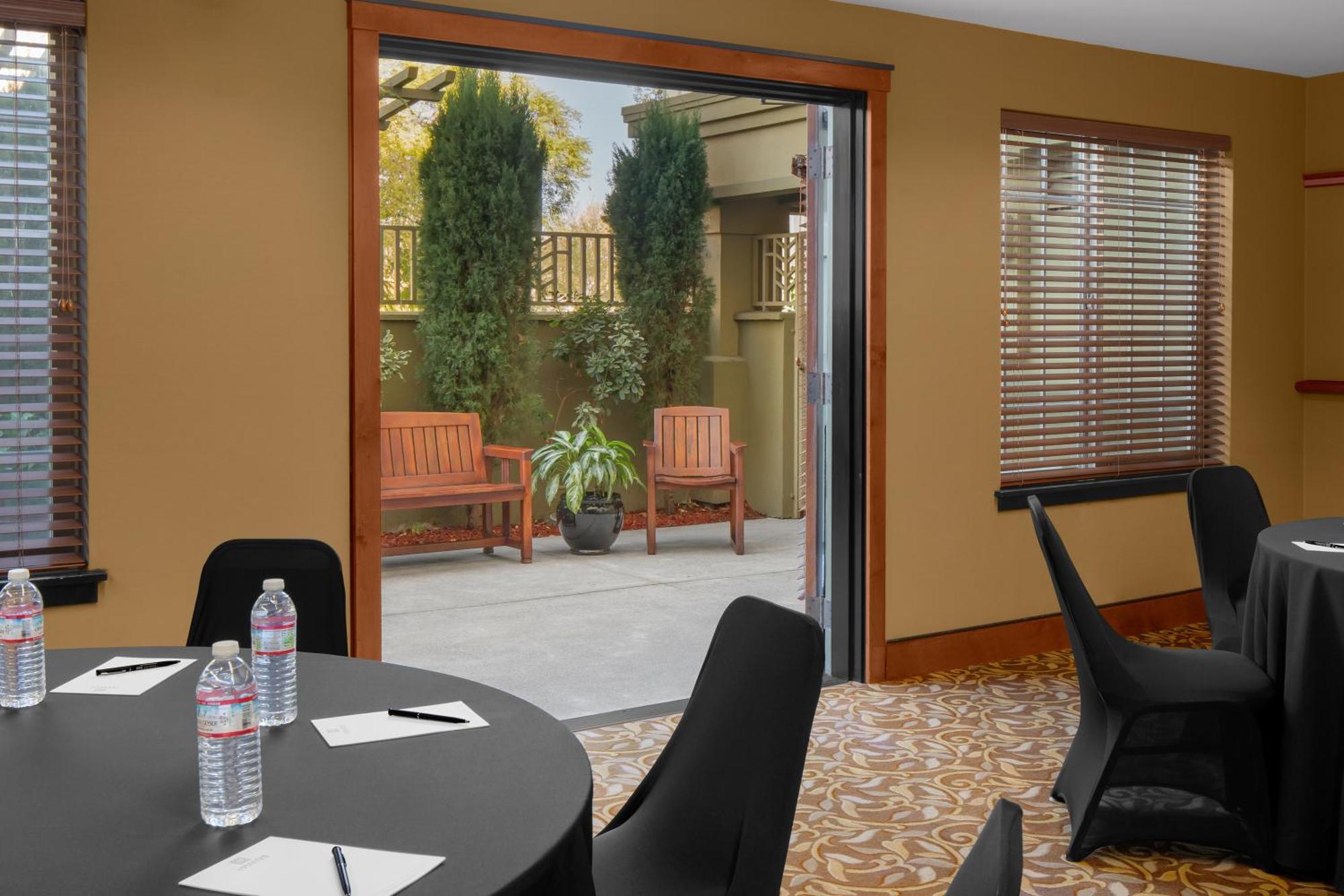 Larkspur Landing Extended Stay Suites Рентон Екстер'єр фото